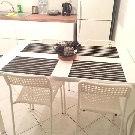 Respect To The Guest Apartament